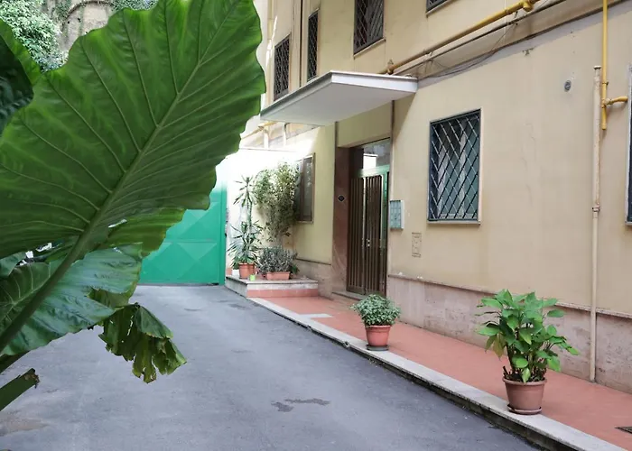 Lägenhet Flower Mini Casa 10 Minuti Dal Mare E Dal Centro Citta Neapel